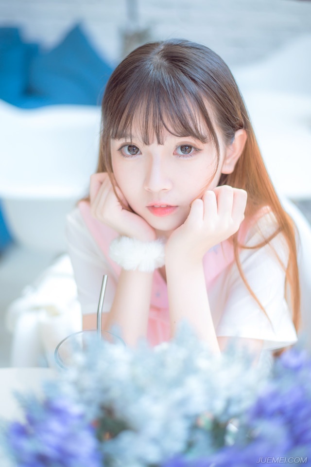 “主公睿智。”贾诩微微拱手道：“只是嵩山之上，曹操派了不少精兵看守，想要重夺王印，怕是……”